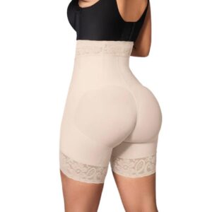 Short Levanta cola de Mujer Latina